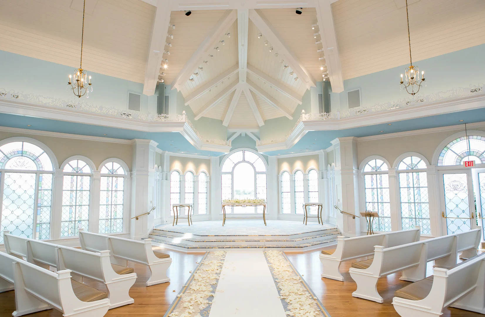 Destination wedding in Florida for out-of-state couples
